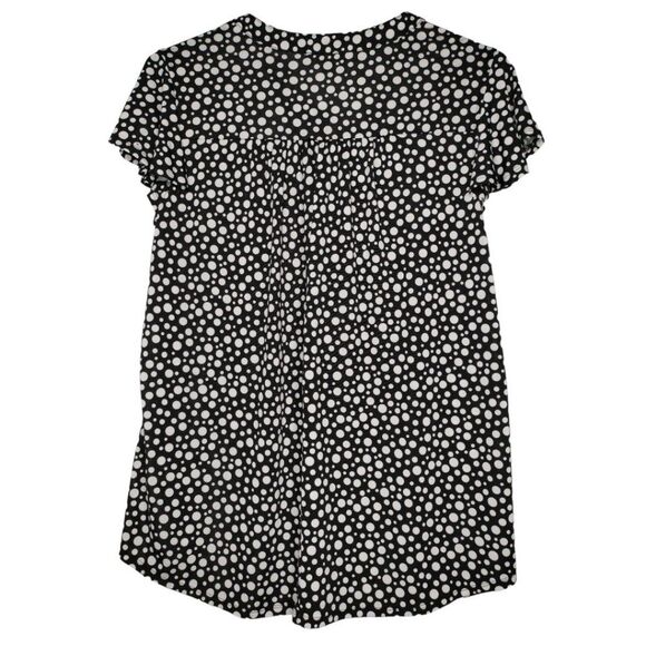 Cocomo Plus Size 2X Black & White Geo Print Pintuck Short Flutter Sleeve Top - Picture 2 of 6